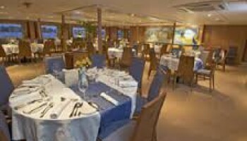 1548638522.8461_r688_Viking - Emerald - Deck 2 Restaurant - Photo (2).jpeg